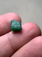 3.75ct Emerald Crystal from Swat – Compact Power with Brilliant Green Clarity - Image 3