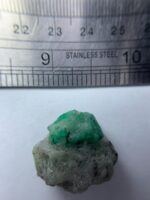 61.15 ct Natural Swat Emerald Specimen (25.77 × 22.06 × 16.48 mm): A Rare Geological Treasure - Image 4