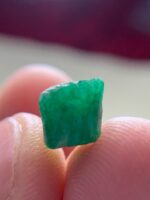 3.75ct Emerald Crystal from Swat – Compact Power with Brilliant Green Clarity - Image 5
