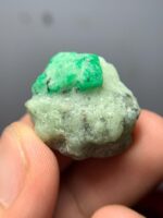 61.15 ct Natural Swat Emerald Specimen (25.77 × 22.06 × 16.48 mm): A Rare Geological Treasure - Image 6