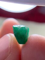 3.75ct Emerald Crystal from Swat – Compact Power with Brilliant Green Clarity - Image 7
