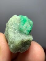 61.15 ct Natural Swat Emerald Specimen (25.77 × 22.06 × 16.48 mm): A Rare Geological Treasure - Image 7