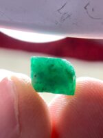3.75ct Emerald Crystal from Swat – Compact Power with Brilliant Green Clarity - Image 9
