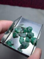 Emerald in the Rough: 36.70ct Lot from Swat’s Legendary Mines - Image 2