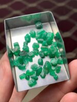 39.65 ct Emerald Rough Lot – Swat Valley Natural Crystals (Untreated) - Image 3