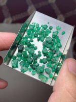 34.60 Carat Rough Emerald from Swat: Nature’s Green Perfection - Image 4