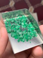 34.60 Carat Rough Emerald from Swat: Nature’s Green Perfection - Image 7