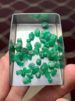 39.65 ct Emerald Rough Lot – Swat Valley Natural Crystals (Untreated) - Image 8