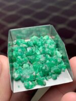 Swat’s Raw Gemstone Treasure: 61.35-Carat Emerald Rough Lot - Image 2