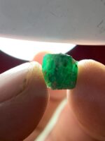 3.75ct Laghman Emerald Crystal: Afghan Elegance with Classic Proportions - Image 3