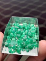 Swat’s Raw Gemstone Treasure: 61.35-Carat Emerald Rough Lot - Image 3