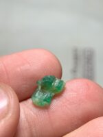 2.15ct Laghman Emerald Crystal: Balanced Beauty with Rich Afghan Green - Image 4
