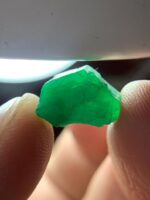 7.80ct Swat Emerald Crystal – A Rare Natural Treasure from Pakistan - Image 4