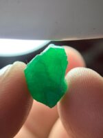 7.80ct Swat Emerald Crystal – A Rare Natural Treasure from Pakistan - Image 10