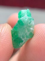 4.55ct Swat Emerald Crystal: A Majestic Natural with Striking Presence - Image 6