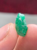 4.55ct Swat Emerald Crystal: A Majestic Natural with Striking Presence - Image 9