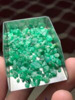 Refined Density: 63.25 ct Emerald Rough Lot from Swat Valley - Image 5