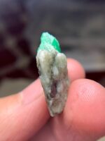 A Majestic 30-Carat Emerald Specimen from Swat: A Crystal of Presence and Power - Image 7