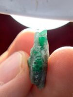 9.15 Carat Natural Emerald Crystal from Swat, Pakistan – Untreated Green Beryl - Image 7