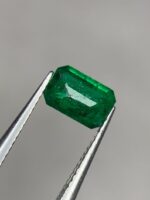 Delicate Beauty: 0.50 Carat Faceted Emerald from Swat - Image 7