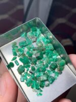 Striking 28.10 ct Panjshir Emerald Rough — Natural Green Treasure from Afghanistan - Image 10