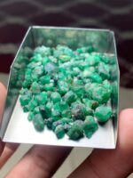 Exceptional 56.40ct Emerald Rough Lot from Swat Valley - Image 2