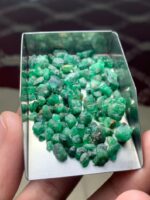 Exceptional 56.40ct Emerald Rough Lot from Swat Valley - Image 4