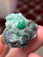 Swat Emerald Specimen: 67.60 ct Natural Crystal from Pakistan - Image 5