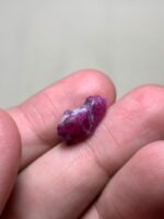 Unearth the Raw Beauty of a 6.71ct Afghan Ruby Crystal - Image 2