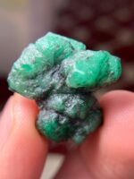 36.20-Carat Emerald Specimen from Swat: A Symmetrical Gem of Natural Elegance (22.50 × 22.47 × 11.50 mm) - Image 8