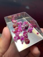 Vibrant Potential: 38.90ct Afghan Ruby Rough Lot with Strong Surface Area - Image 2