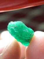 The Subtle Elegance of a 3.45 ct Emerald Crystal - Image 2