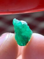 The Subtle Elegance of a 3.45 ct Emerald Crystal - Image 10