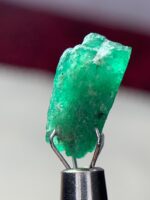 5.870 ct Swat Emerald Crystal – Compact, Vibrant, and 100% Natural - Image 6