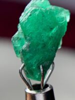 5.870 ct Swat Emerald Crystal – Compact, Vibrant, and 100% Natural - Image 9