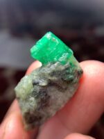 49.28ct Swat Emerald Specimen – A Large Natural Crystal with Outstanding Presence - Image 4