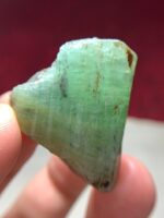 Magnificent 133.90ct Laghman Emerald – A Rare Gemstone of Exceptional Size and Beauty - Image 5