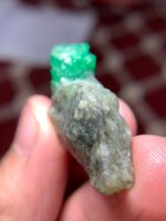 49.28ct Swat Emerald Specimen – A Large Natural Crystal with Outstanding Presence - Image 7