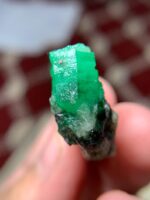 49.28ct Swat Emerald Specimen – A Large Natural Crystal with Outstanding Presence - Image 8