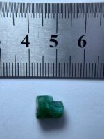 3.87ct Swat Emerald Crystal: A Compact Gem of Natural Elegance - Image 8