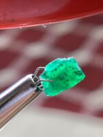 Elegant Panjshir Emerald Crystal – 2.40 Carats of Natural Charm - Image 2