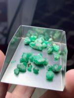 Emerald Majesty from Swat: 30.14ct Rough Gem - Image 4