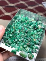 435 Carat Emerald Rough Lot from Swat – Bulk Himalayan Emerald Material - Image 9