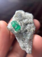 A Monumental 75.85-Carat Swat Emerald Specimen — A Geological Masterpiece - Image 9