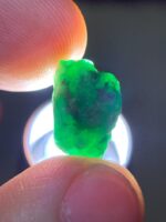 A Rare Gem of Nature: 8.55ct Emerald Crystal from Swat Valley - Image 5