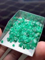 Showcasing a 45.45ct Rough Emerald Lot from Swat - Image 14