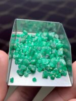 Showcasing a 45.45ct Rough Emerald Lot from Swat - Image 8