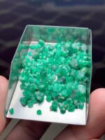 Showcasing a 45.45ct Rough Emerald Lot from Swat - Image 10