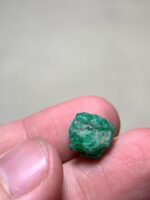 Nature’s Perfection: 5.00ct Emerald Crystal from Swat Valley - Image 3
