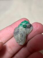 25.80ct Emerald Specimen from Swat – A Compact Crystal with Strong Natural Form - Image 3